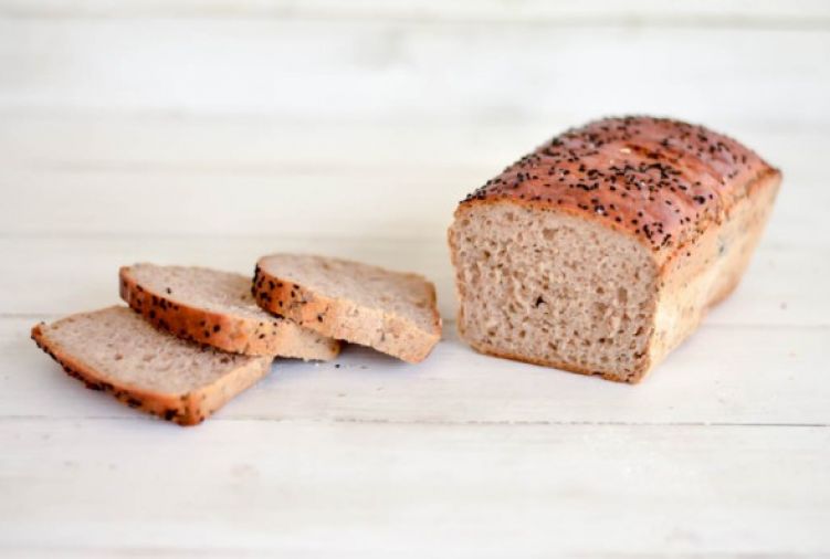 Chleb żytni na naturalnym zakwasie z czarnuszką